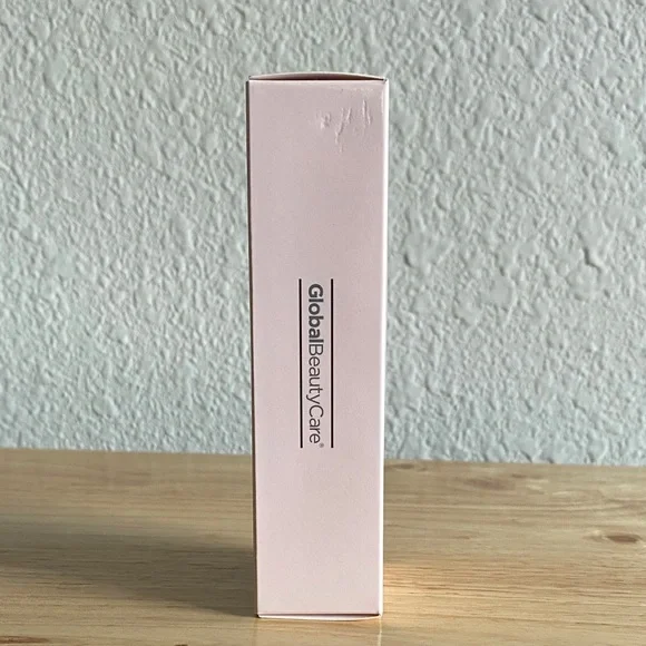 Global Beauty Care Glowing Vitamin C Facial Serum - Picture 4 of 11